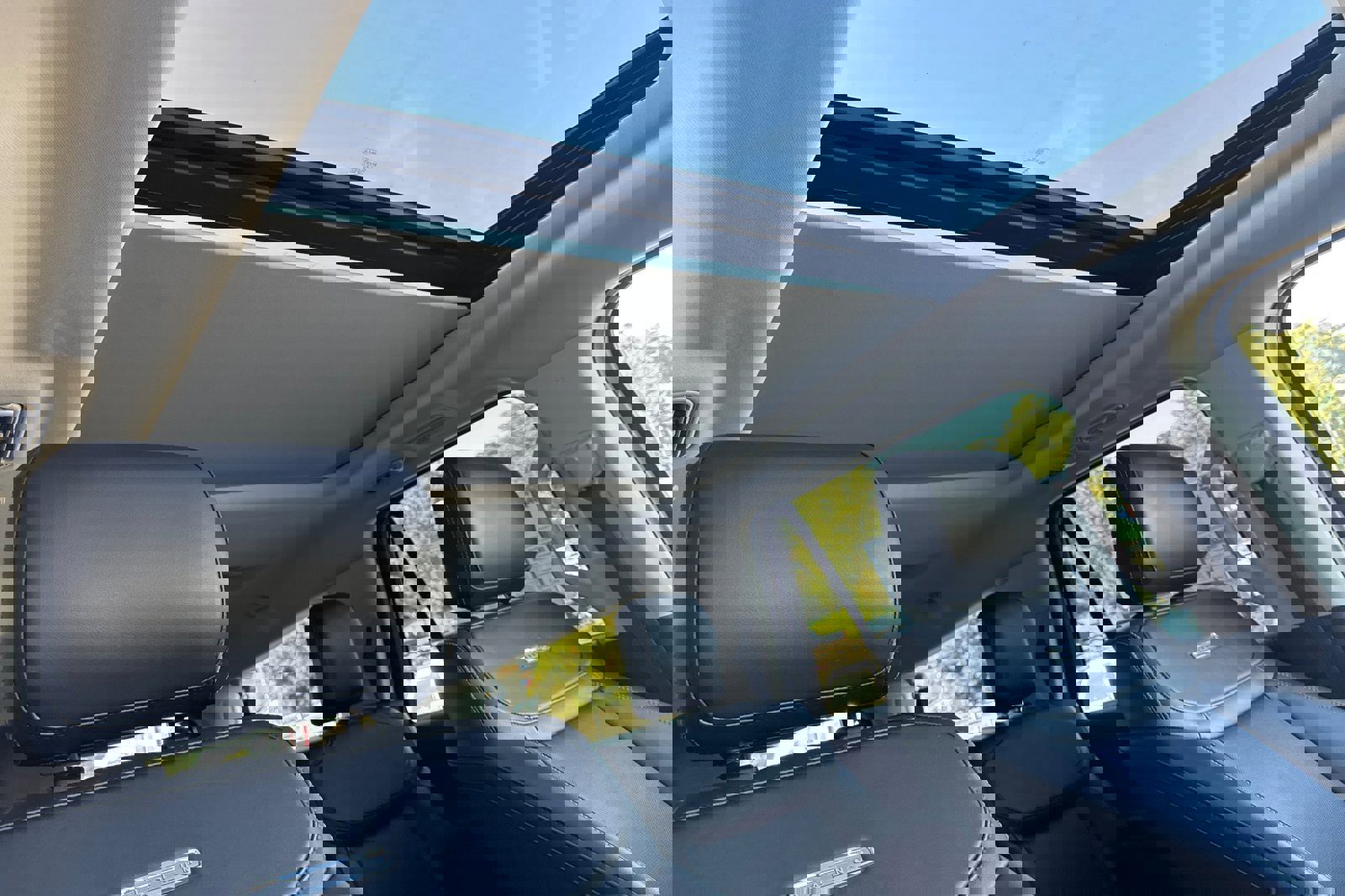 Certified 2025 Ford Expedition Max Platinum image 18