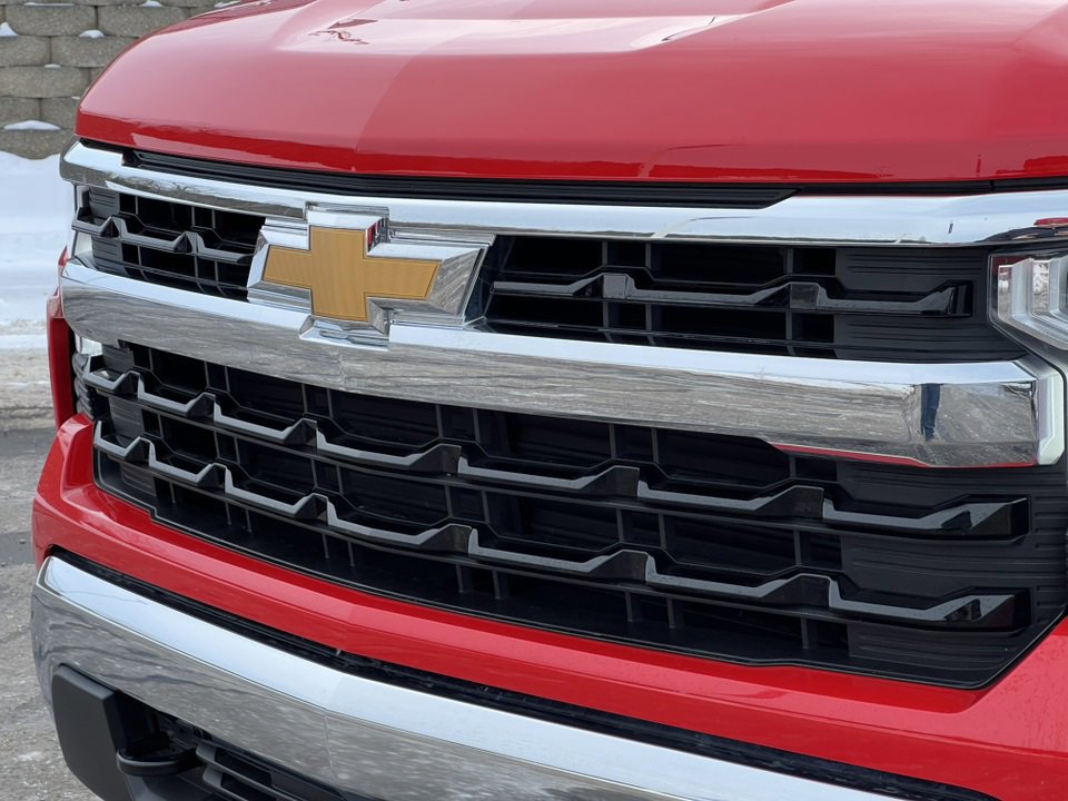 Used 2024 Chevrolet Silverado 1500 LT image 38