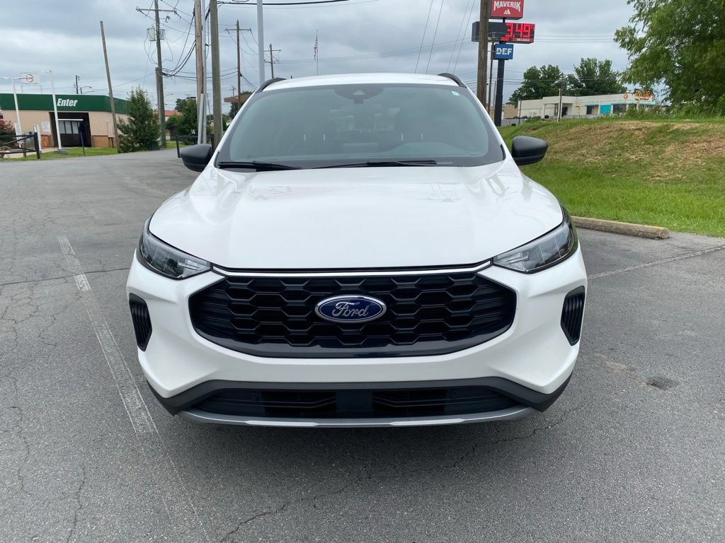 Certified 2025 Ford Escape ST-Line w/ Equipment Group 301A FWD image 2