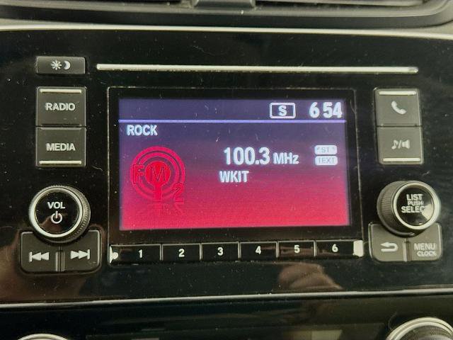 Used 2018 Honda CR-V LX image 14