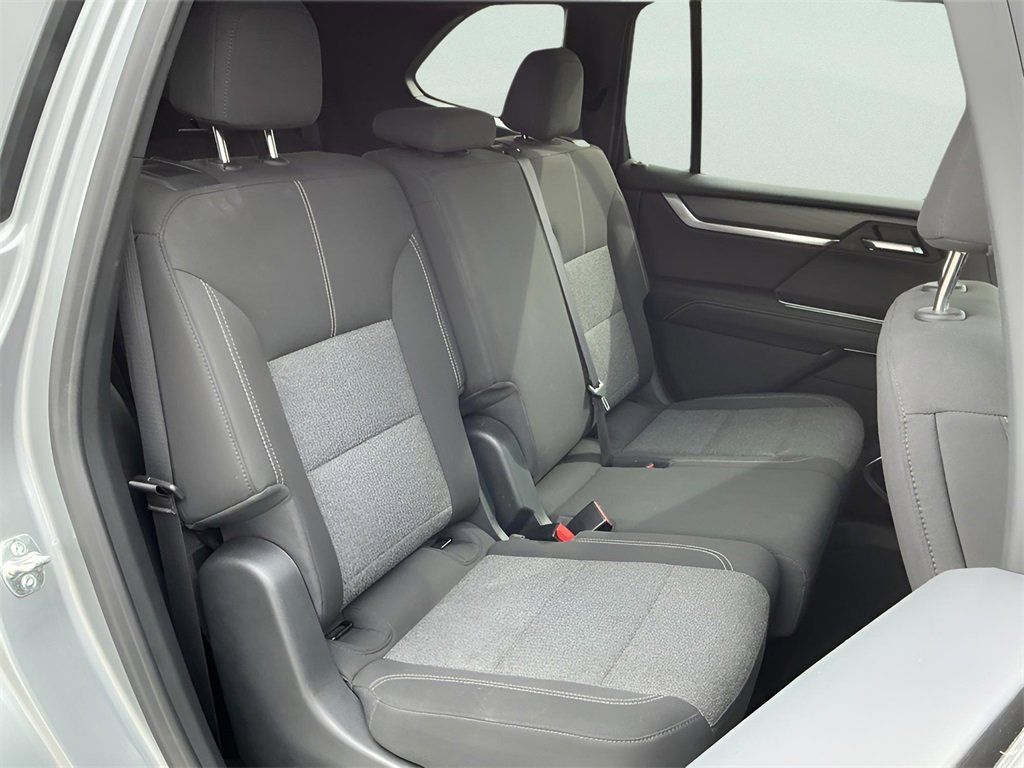 Used 2025 GMC Acadia Elevation image 20