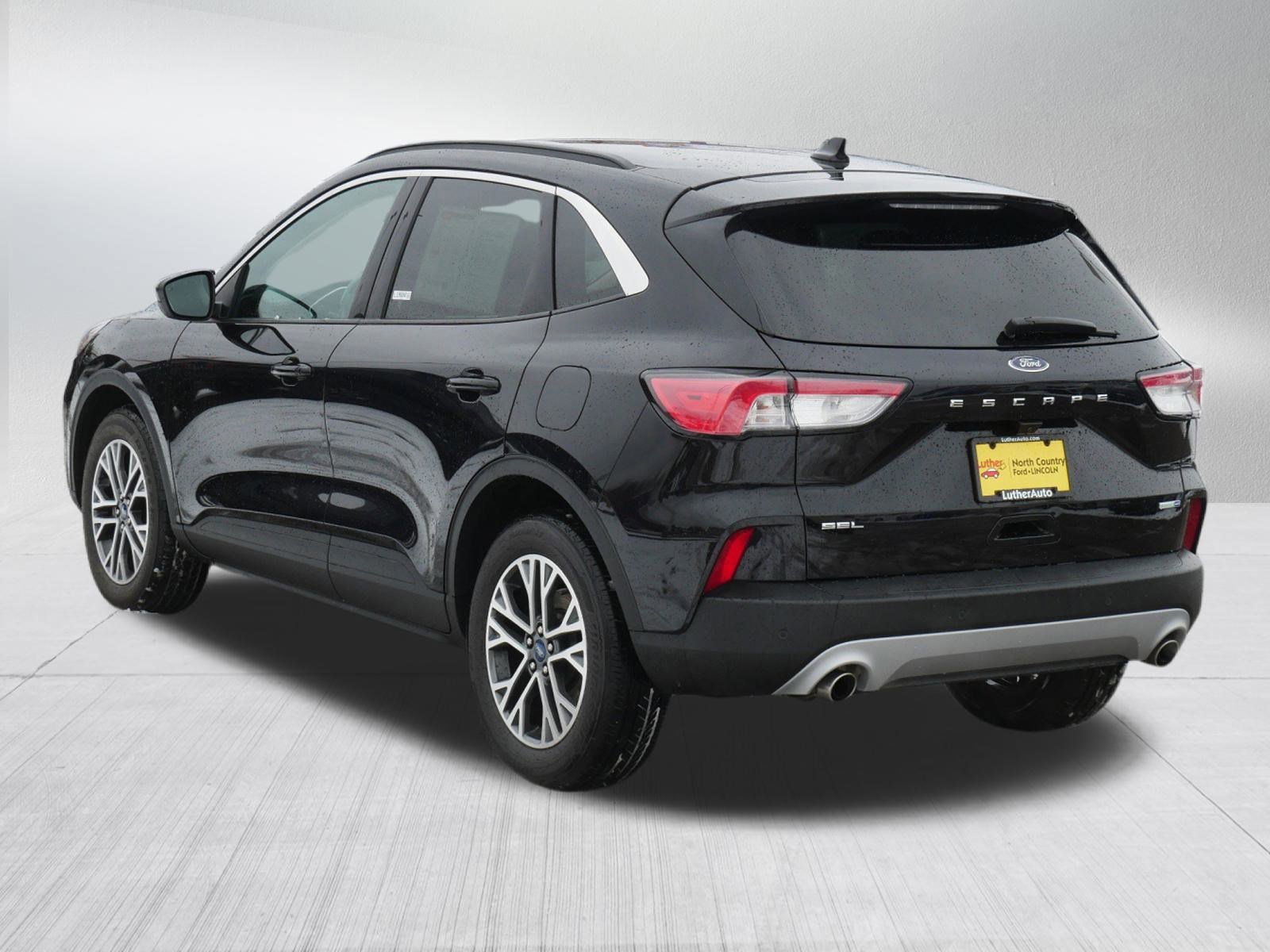 Certified 2020 Ford Escape SEL image 3