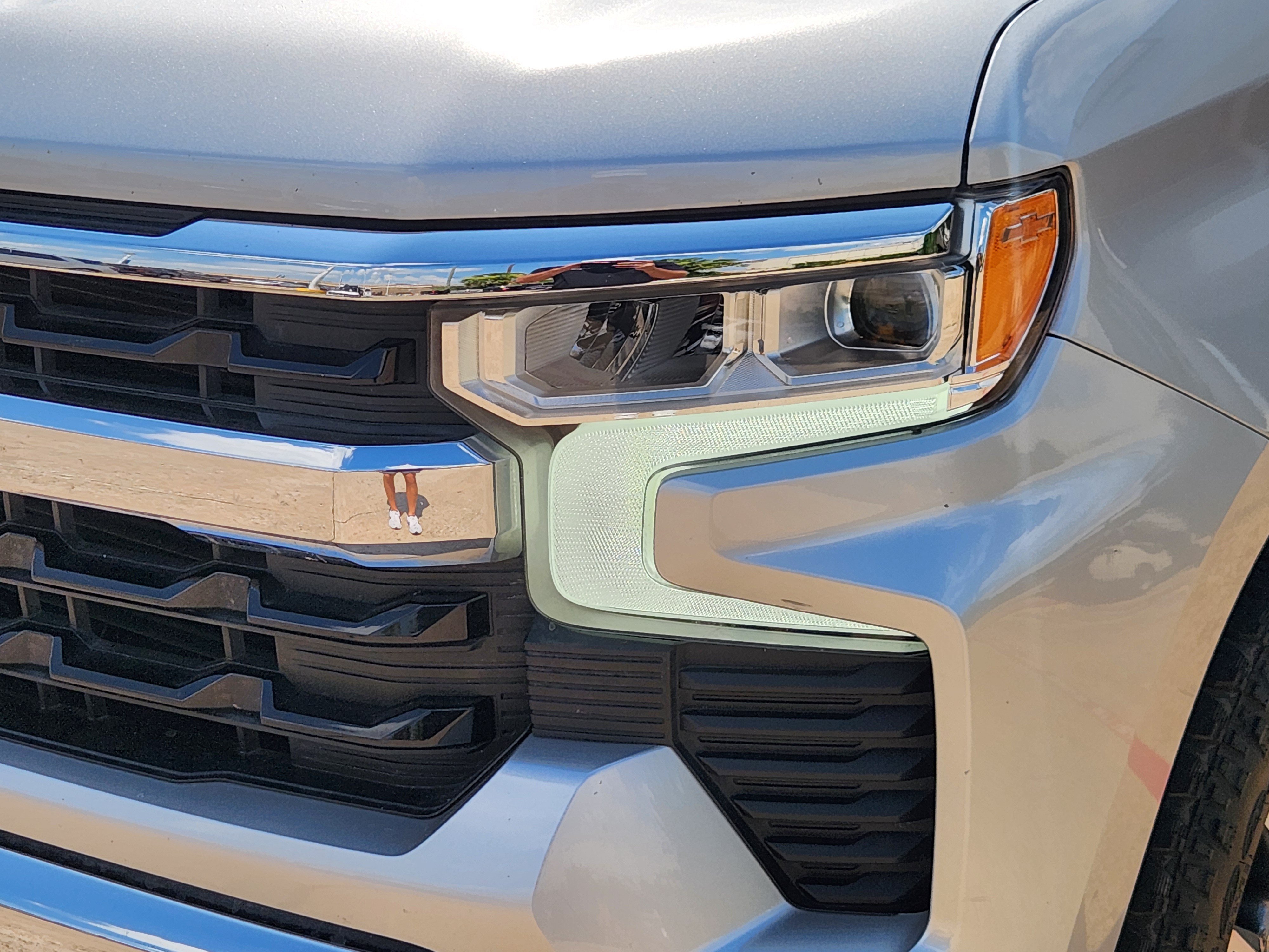 Used 2022 Chevrolet Silverado 1500 LT w/ Protection Package RWD image 6
