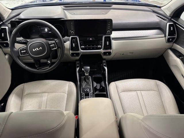 Used 2022 Kia Sorento SX FWD image 2