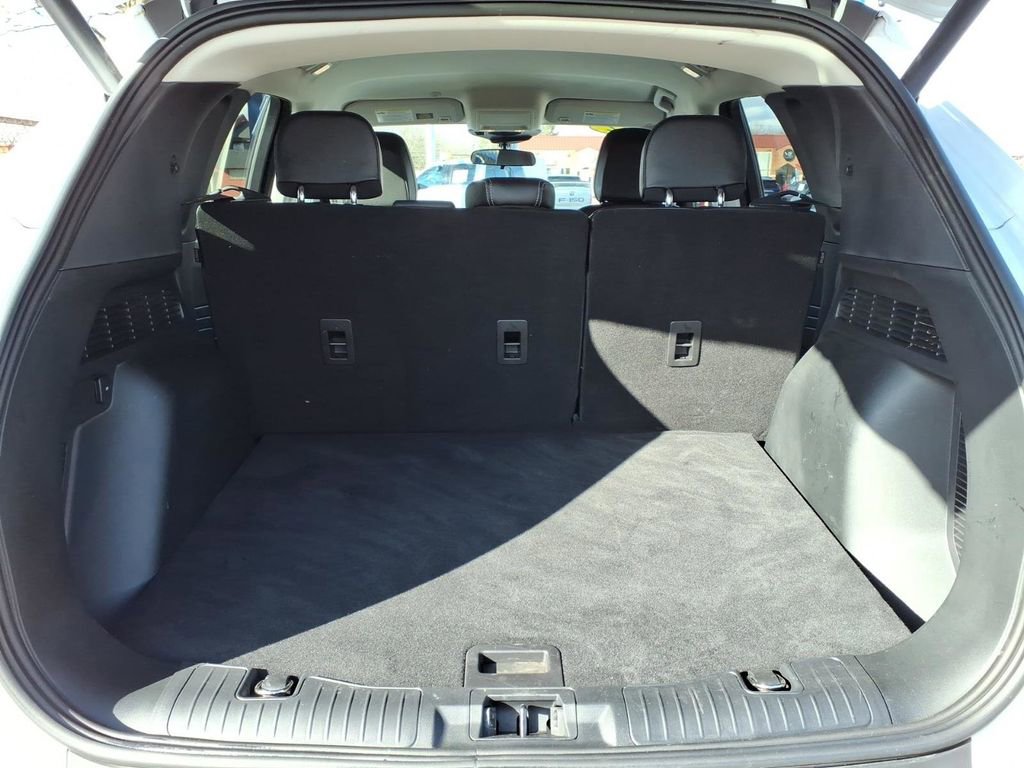 Certified 2022 Ford Escape SEL image 10