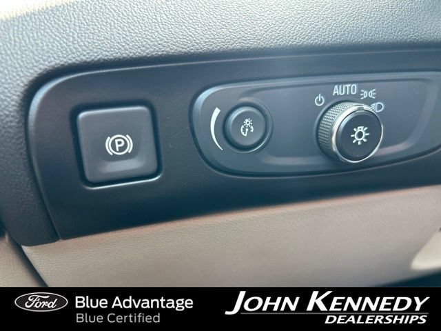 Used 2021 Buick Enclave Essence w/ Sound and Sites Package AWD/4WD image 28