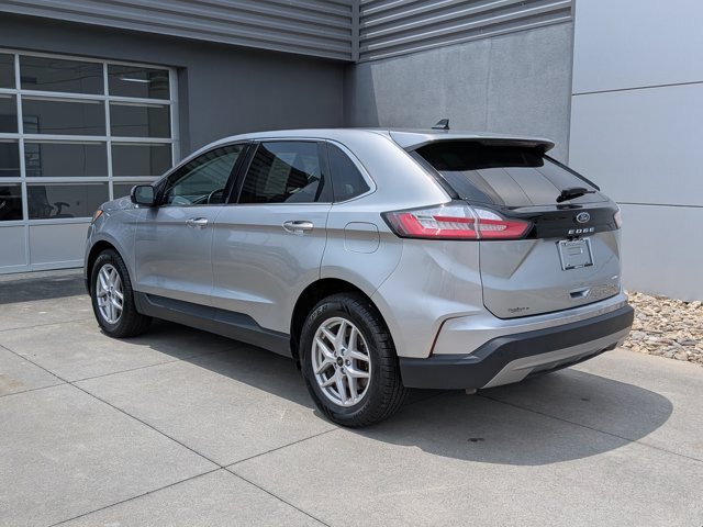 Certified 2024 Ford Edge SEL AWD/4WD image 6