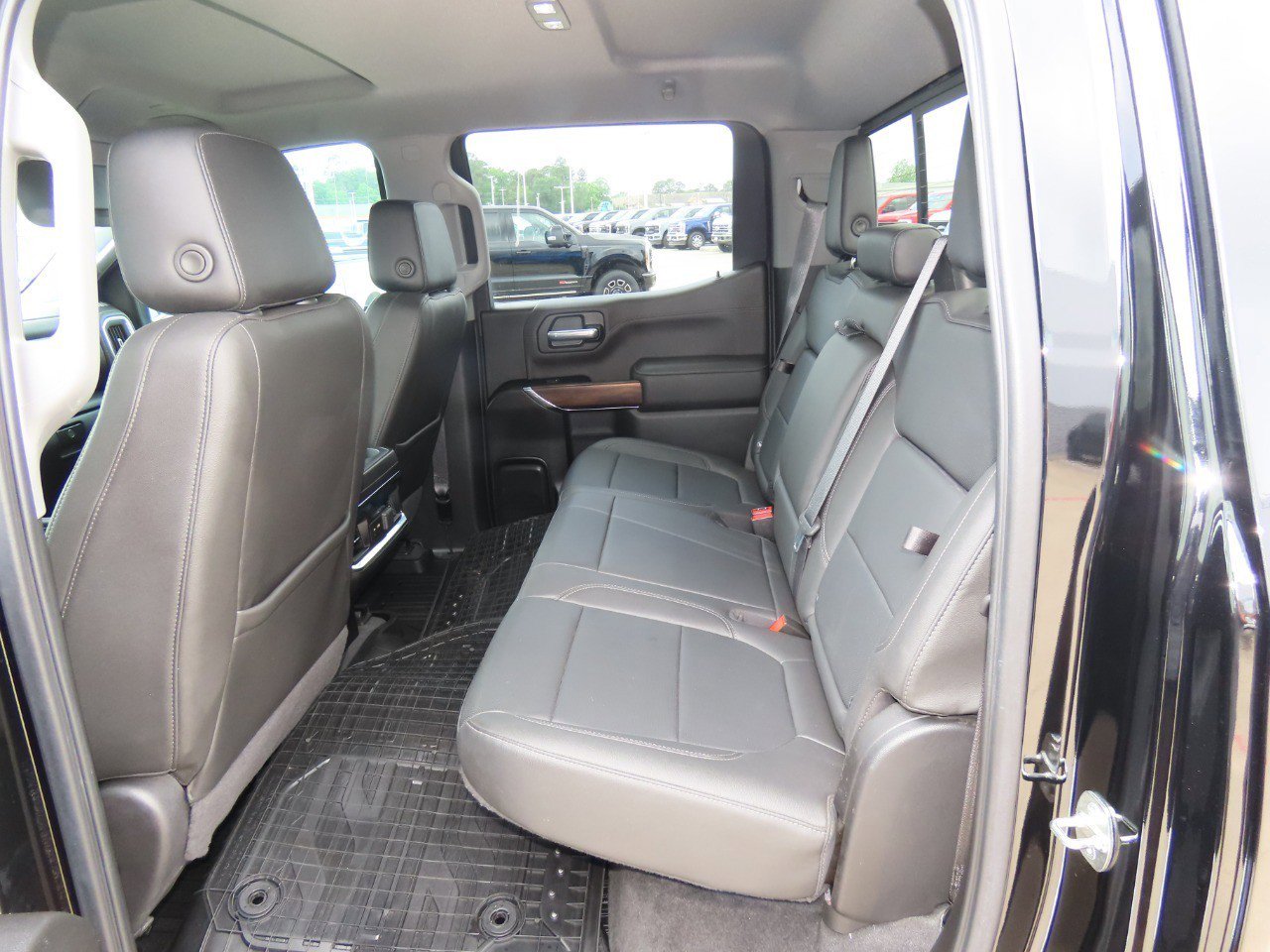 Used 2021 GMC Sierra 1500 SLT AWD/4WD image 18