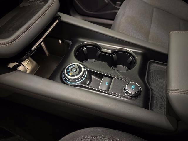 Certified 2025 Ford Explorer Active RWD image 30