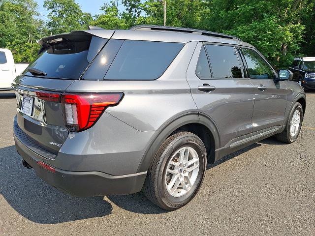 Certified 2025 Ford Explorer Active AWD/4WD image 6
