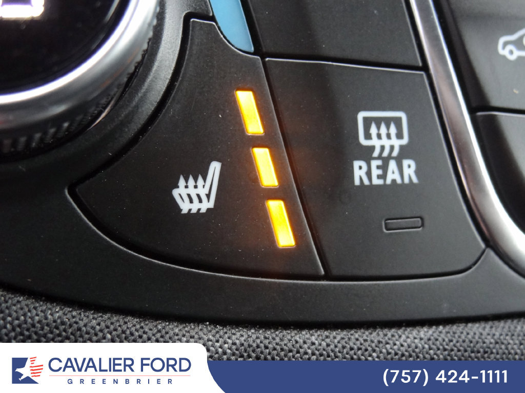 Used 2025 Chevrolet Malibu LT FWD image 25