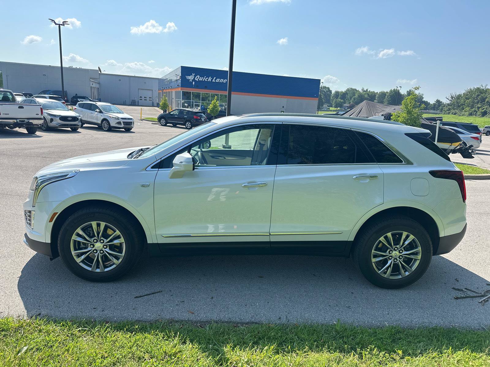 Used 2022 Cadillac XT5 Premium Luxury FWD image 14