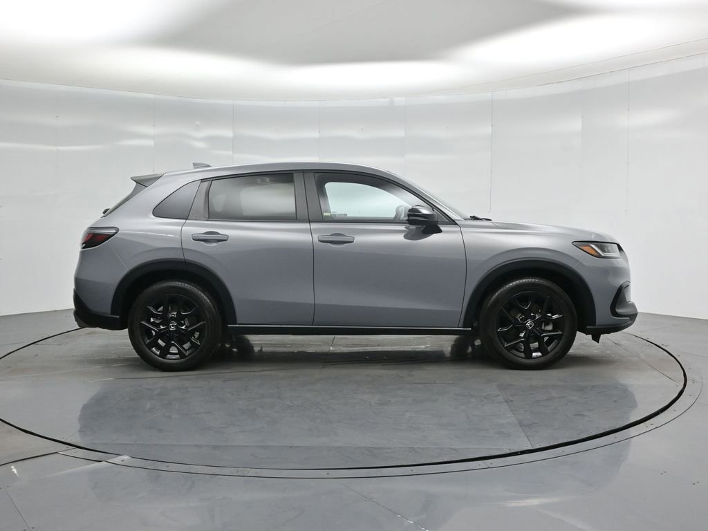 Used 2024 Honda HR-V Sport image 9