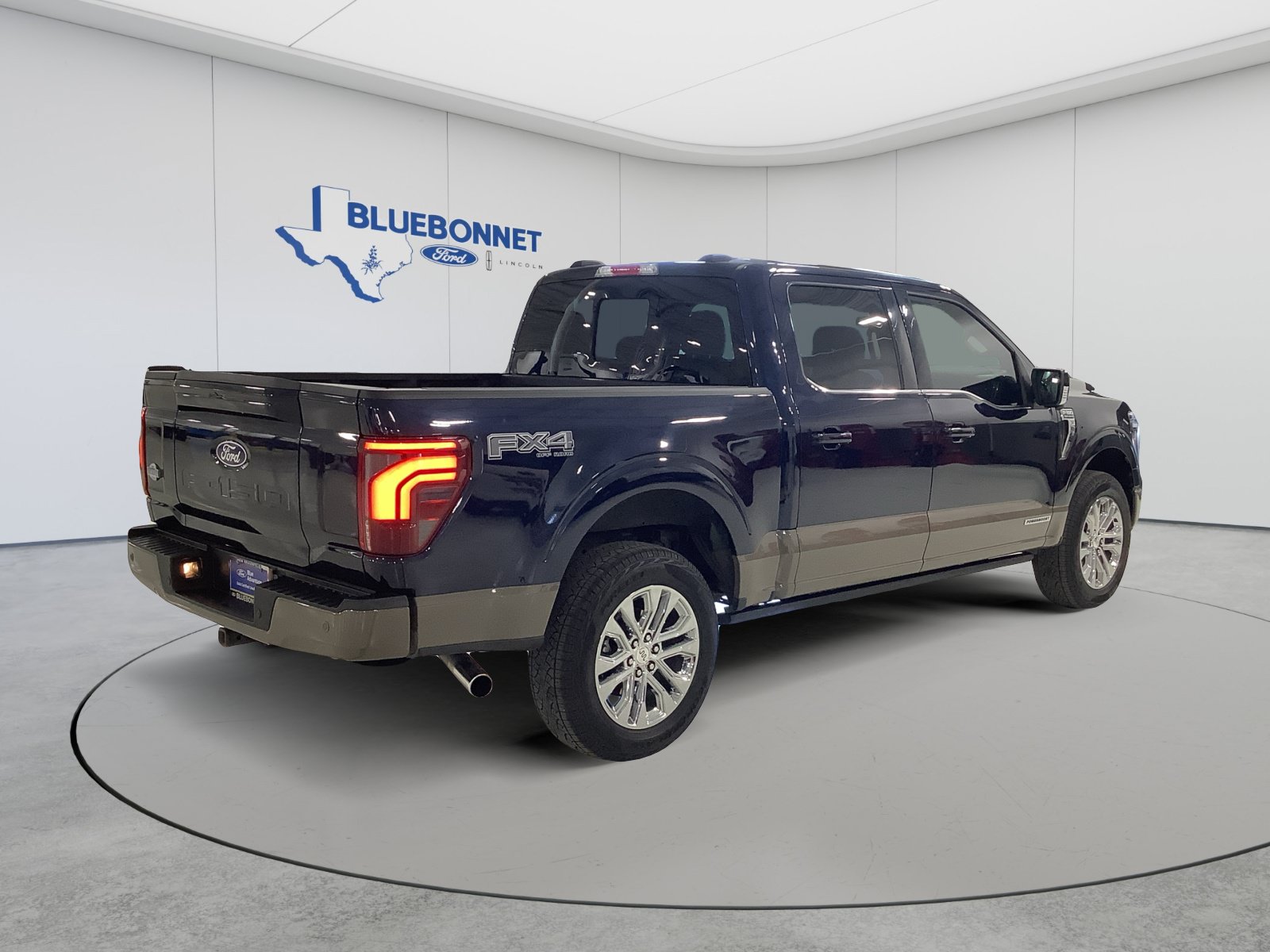 Certified 2025 Ford F150 King Ranch w/ FX4 Off-Road Package AWD/4WD image 5