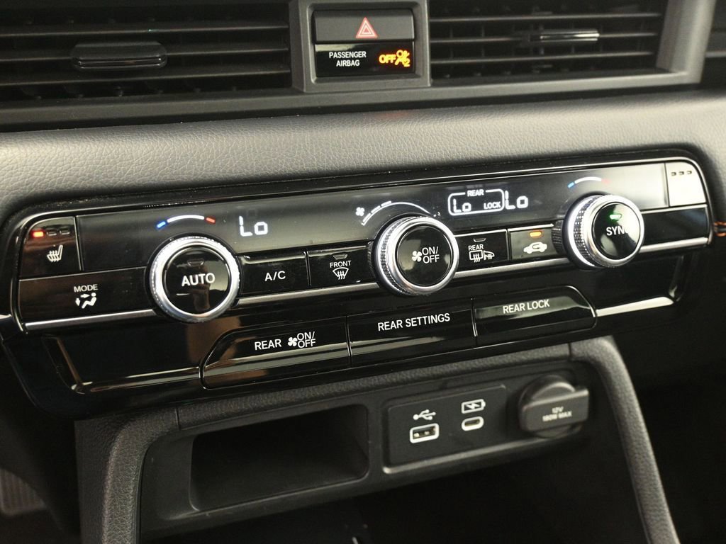 Used 2024 Honda Pilot TrailSport image 44