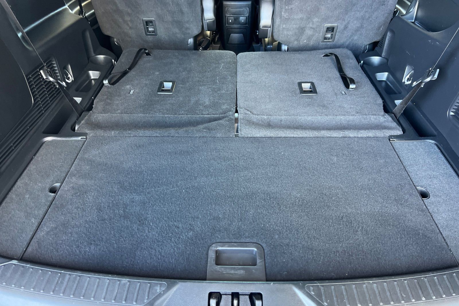 Certified 2023 Ford Explorer XLT w/ Equipment Group 202A image 18