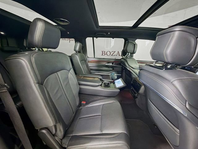 Used 2023 Jeep Grand Wagoneer L 4WD w/ Convenience Group III image 34