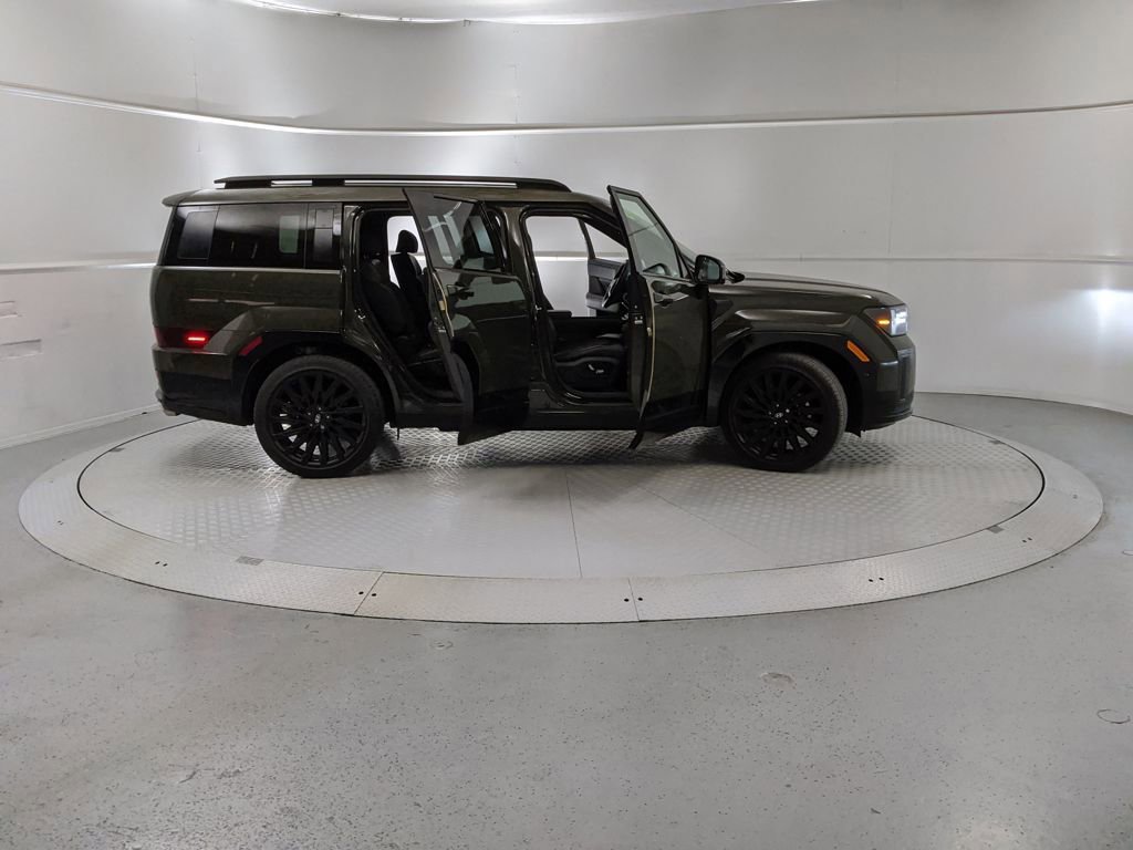 Used 2024 Hyundai Santa Fe Calligraphy image 9