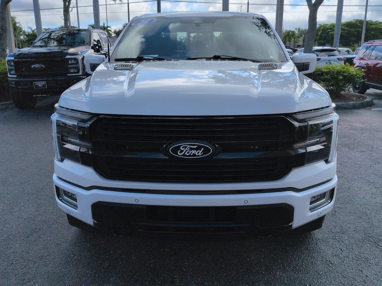Certified 2024 Ford F150 Platinum w/ Equipment Group 702A High AWD/4WD image 9