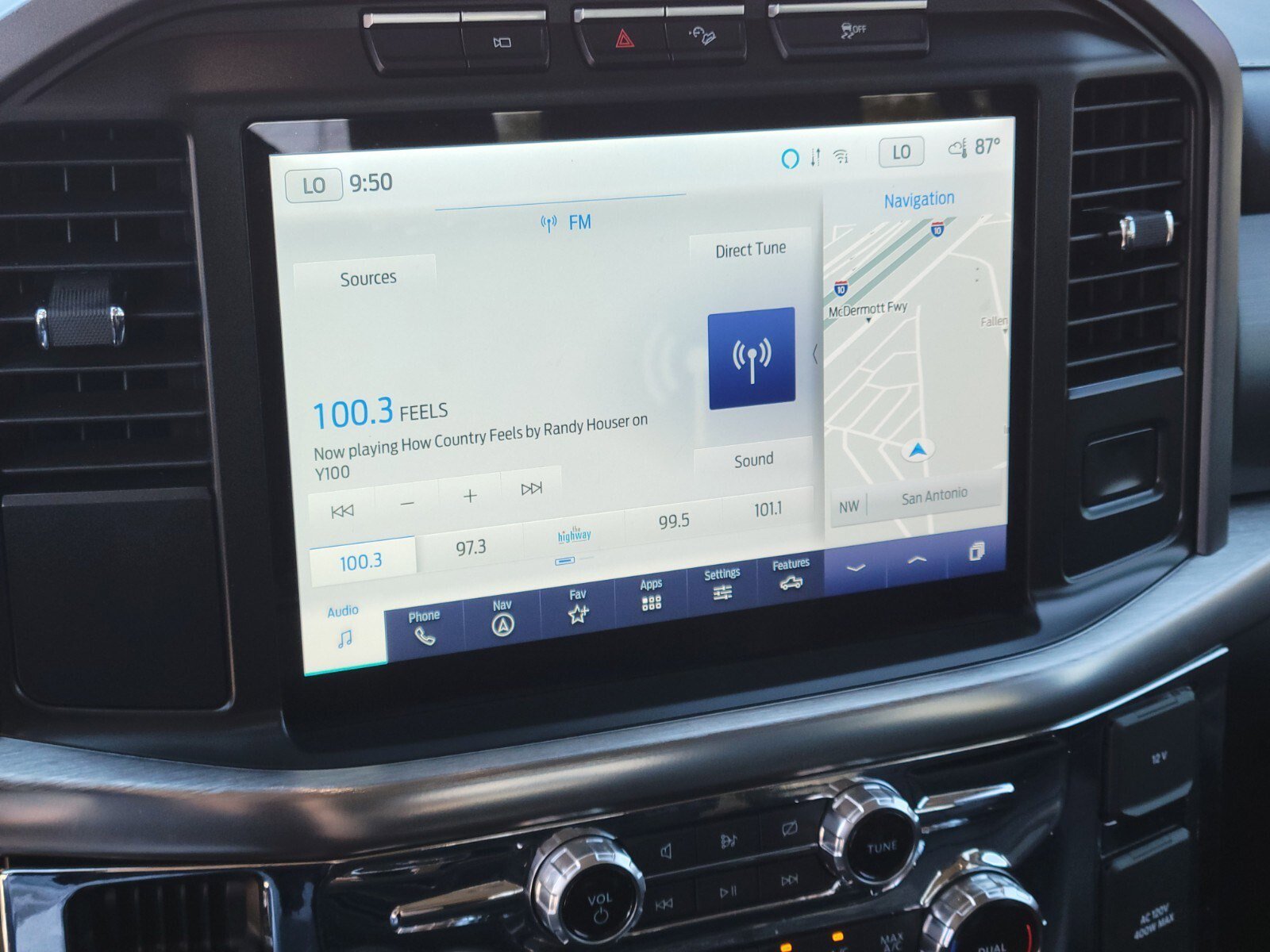 Certified 2022 Ford F150 Lariat w/ FX4 Off-Road Package image 20