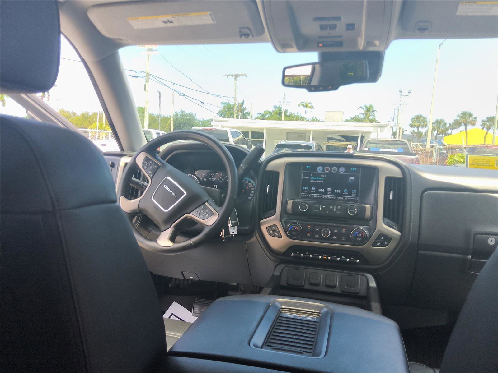 Used 2017 GMC Sierra 1500 Denali w/ Denali Ultimate Package AWD/4WD image 25