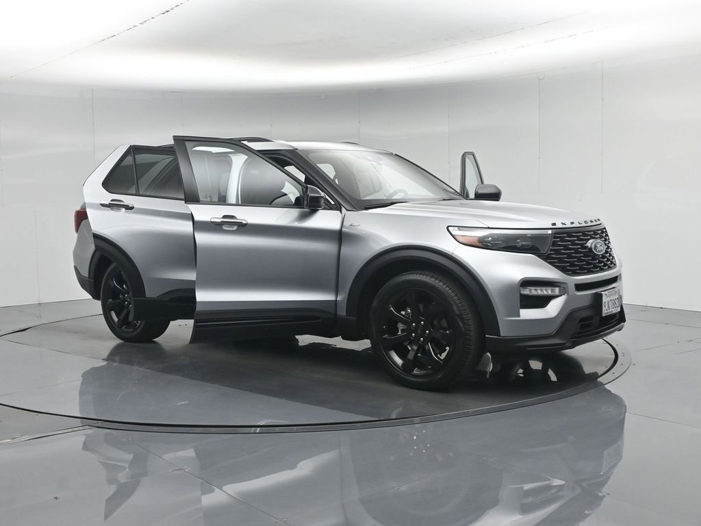 Certified 2023 Ford Explorer ST-Line w/ Class IV Trailer Tow Package RWD image 36