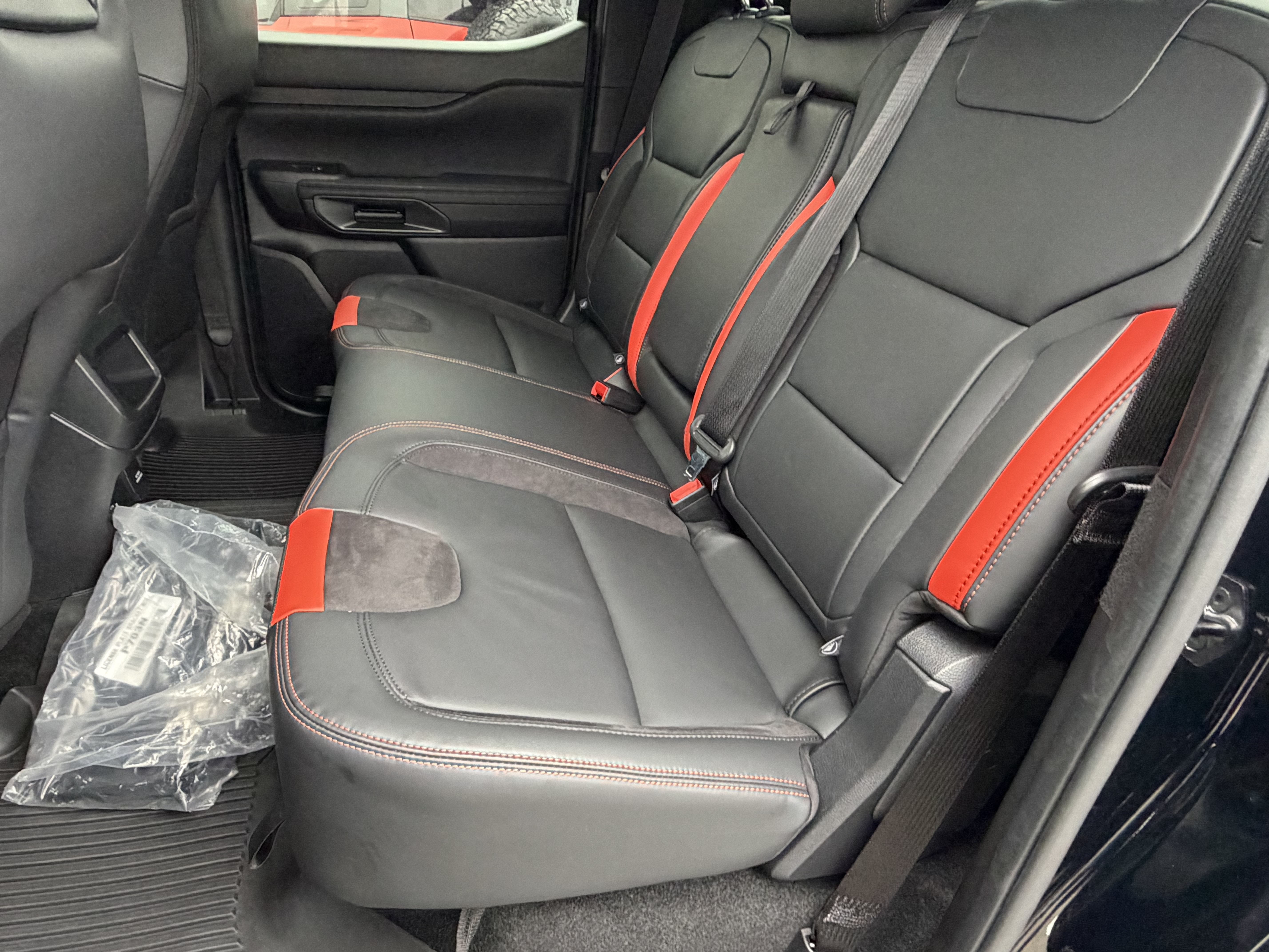 Certified 2025 Ford Ranger Raptor AWD/4WD image 23