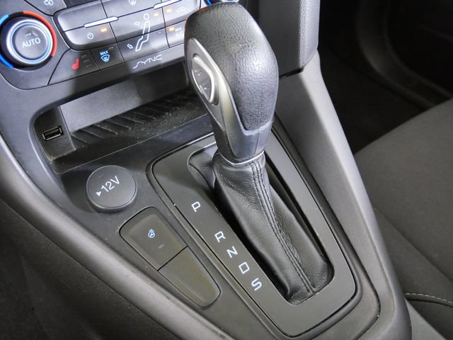 Certified 2018 Ford Focus SEL w/ Cold Weather Package FWD image 32