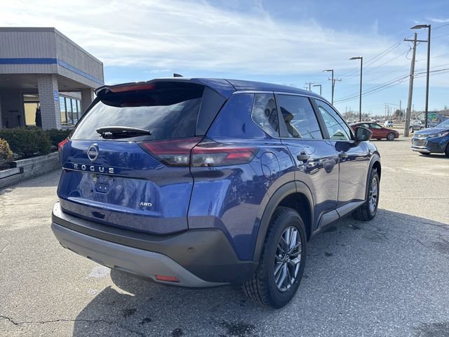 Used 2023 Nissan Rogue S image 7