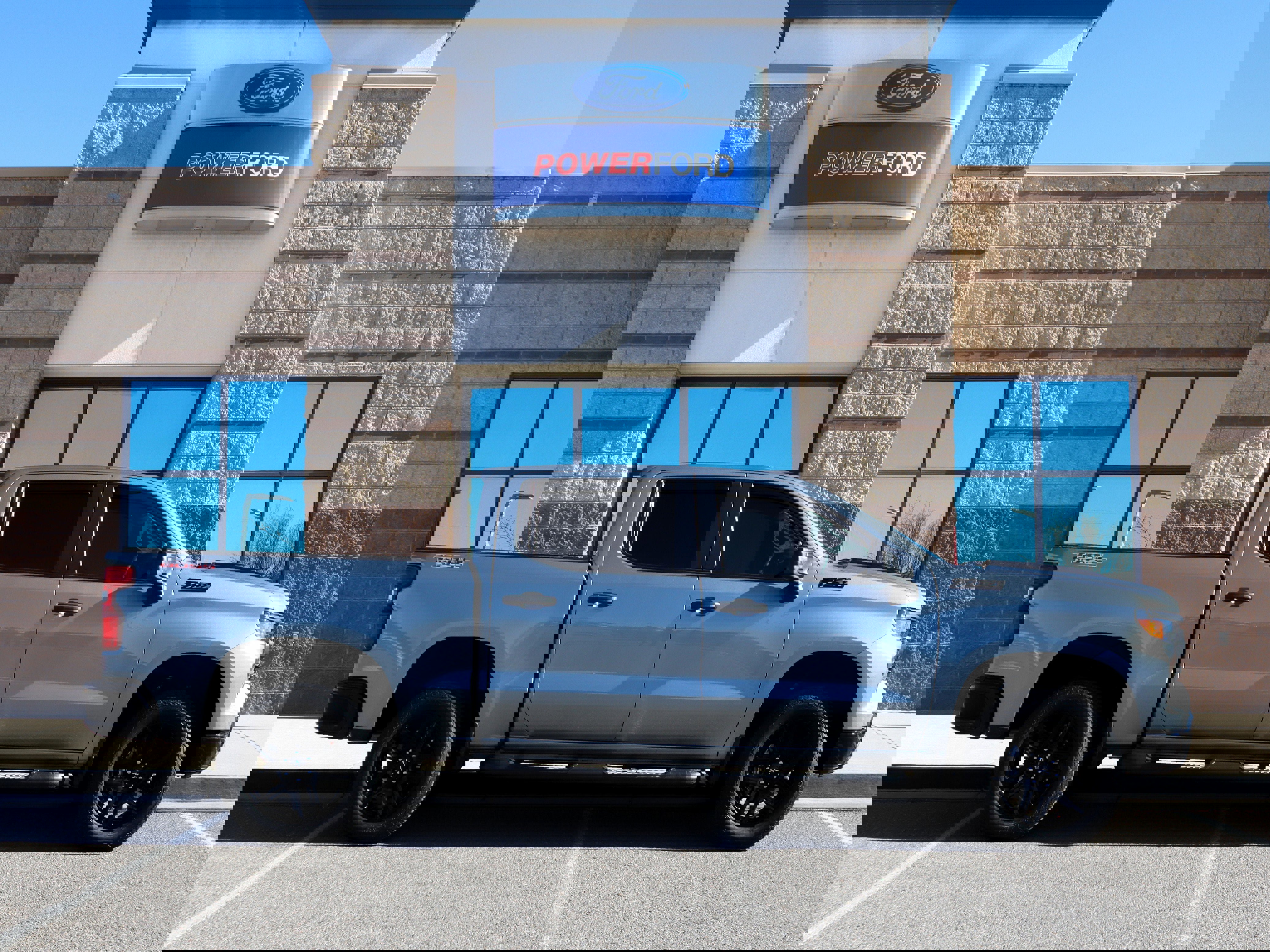 Used 2023 Chevrolet Silverado 1500 Custom Trail Boss w/ LPO, Dark Essentials Package image 6