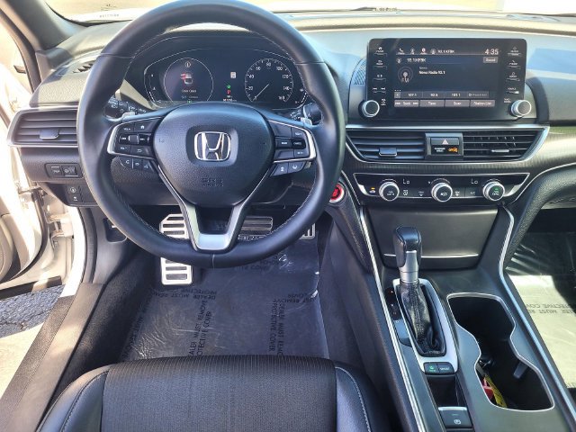 Used 2018 Honda Accord Sport image 9