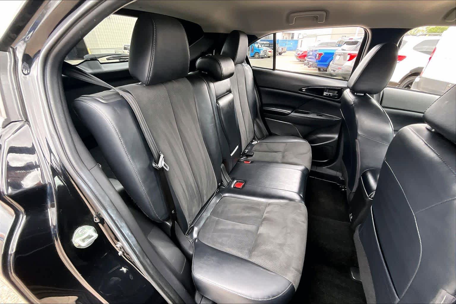 Used 2024 Mitsubishi Eclipse Cross SE AWD/4WD image 19