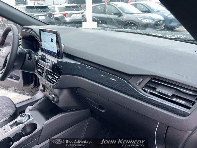 Certified 2025 Ford Escape ST-Line w/ Cold Weather Package image 34