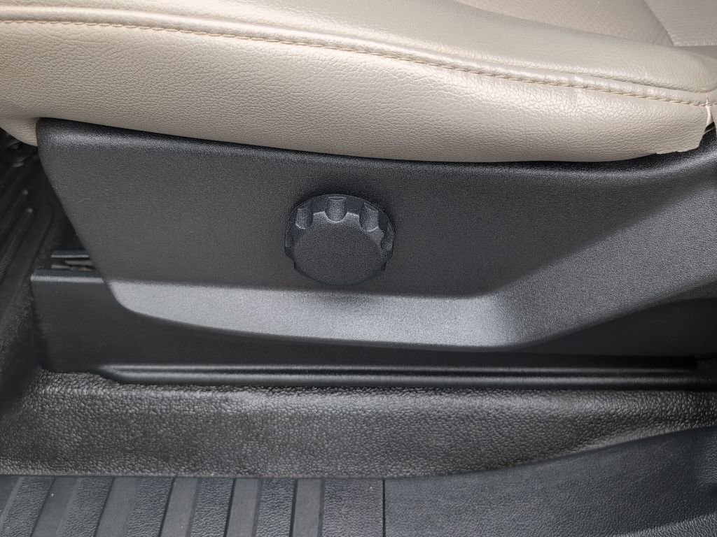 Certified 2022 Ford F350 XL w/ Power Equipment Group image 9