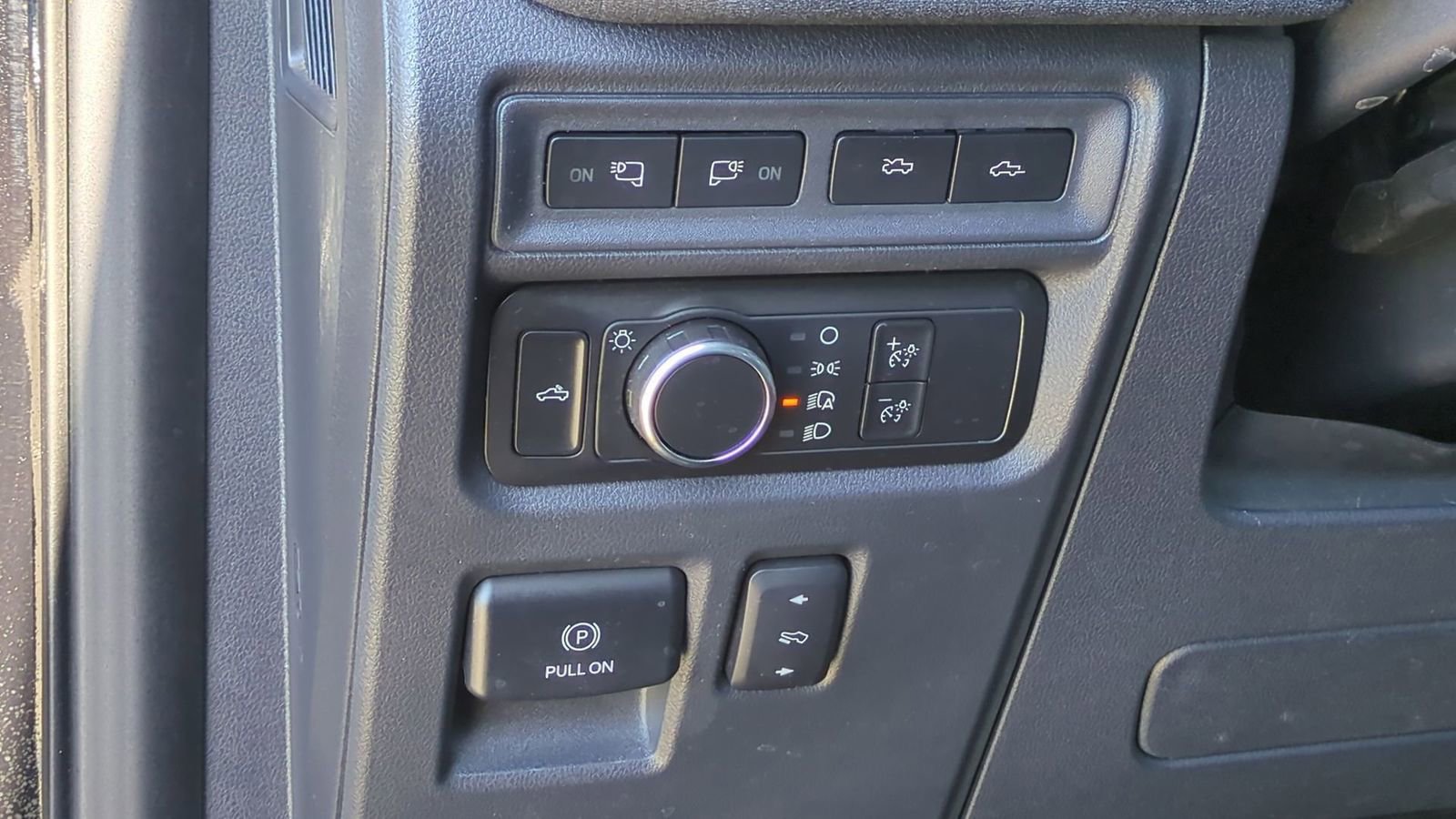 Certified 2022 Ford F150 Lightning Lariat image 18