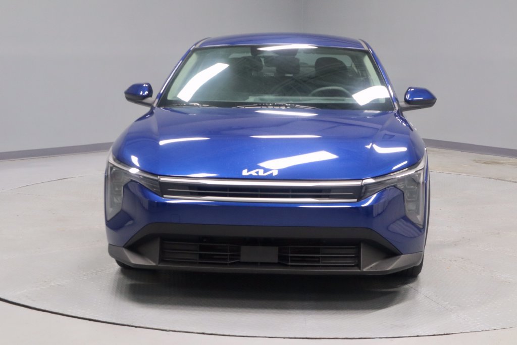 Used 2025 Kia K4 FWD image 5
