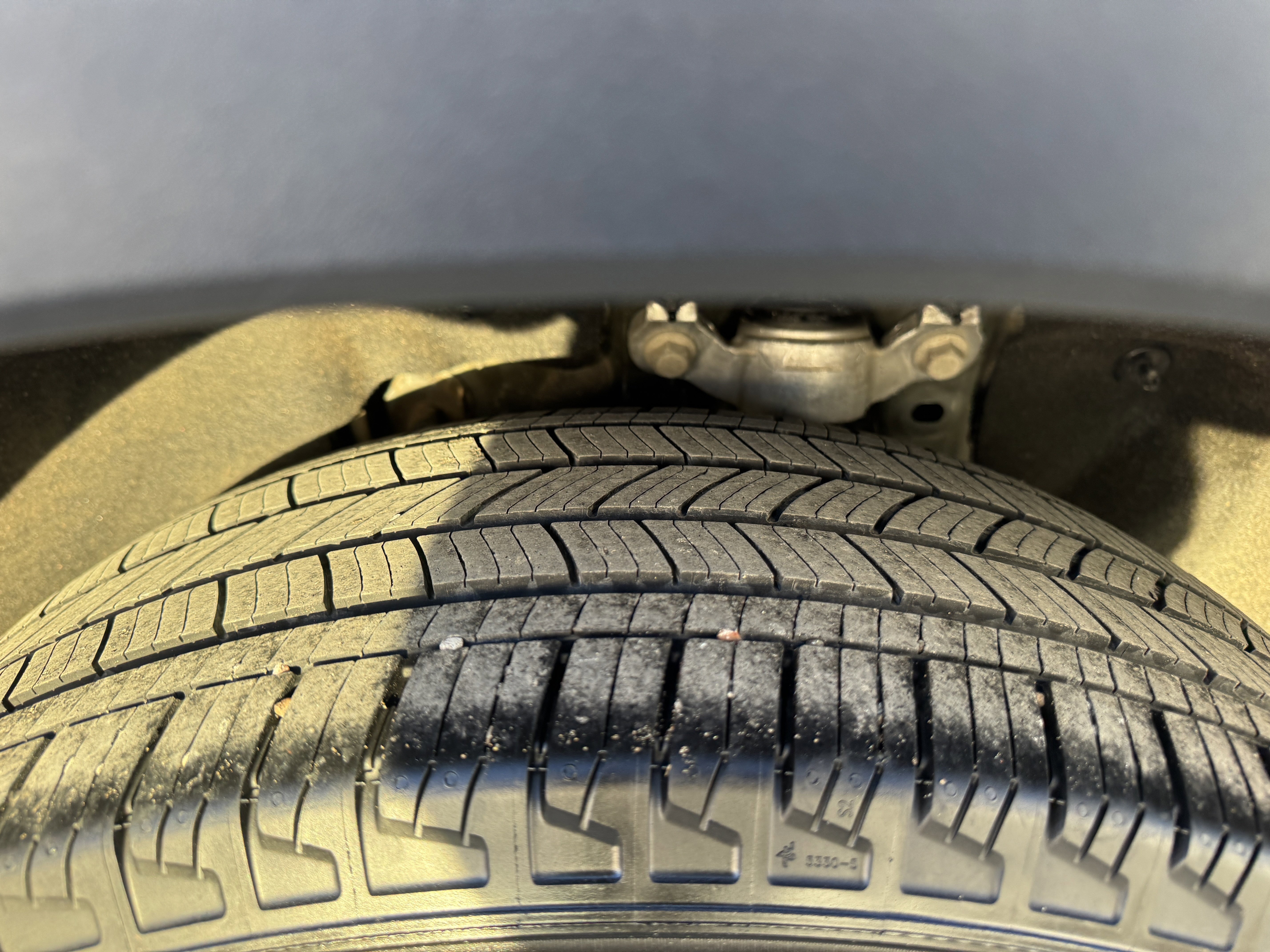 Certified 2024 Ford Explorer XLT w/ Equipment Group 202A image 21