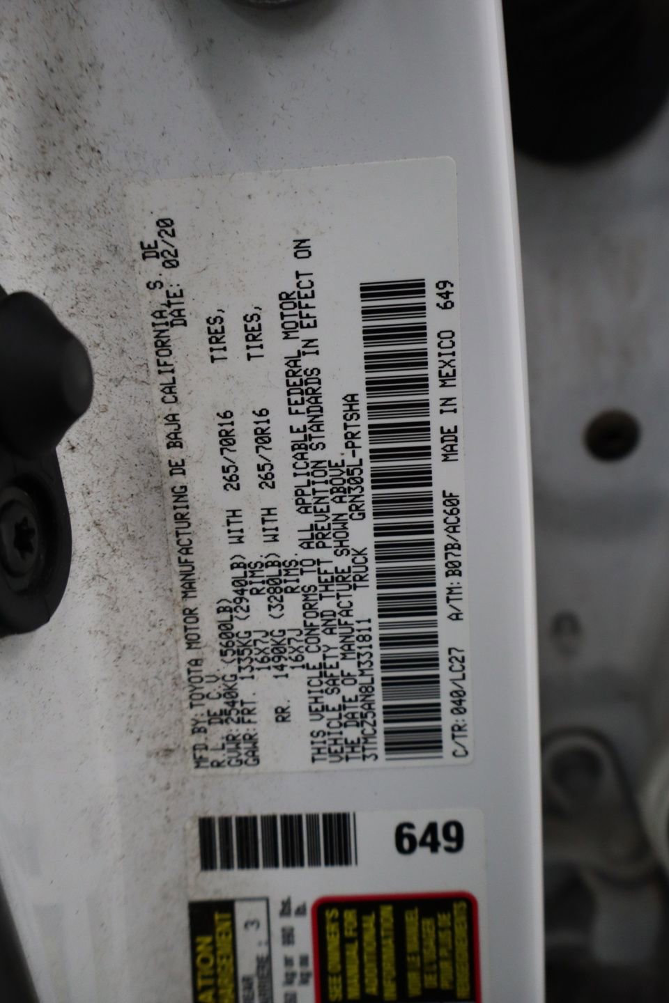 Used 2020 Toyota Tacoma TRD Off-Road w/ TRD Premium Off Road Package image 32