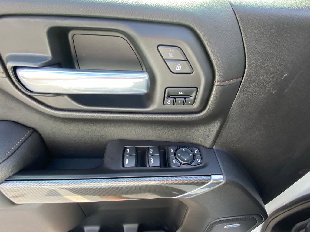 Used 2020 GMC Sierra 1500 AT4 w/ AT4 Premium Package AWD/4WD image 11