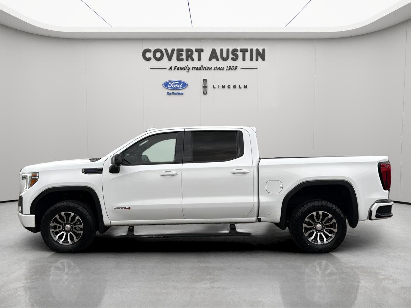 Used 2021 GMC Sierra 1500 AT4 w/ AT4 Preferred Package image 2