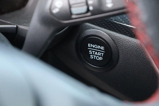 Certified 2024 Ford Escape ST-Line w/ Cold Weather Package FWD image 15