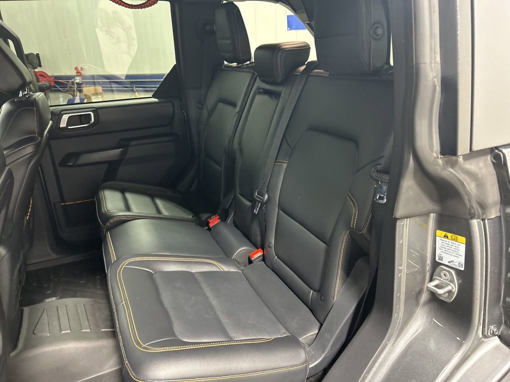 Certified 2024 Ford Bronco Badlands AWD/4WD image 12