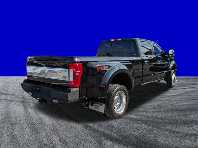 Certified 2018 Ford F450 Platinum w/ Platinum Ultimate Package image 4