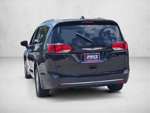 Used 2019 Chrysler Pacifica Touring-L FWD image 8