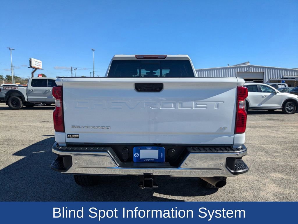 Used 2020 Chevrolet Silverado 2500 LT w/ All Star Edition image 4