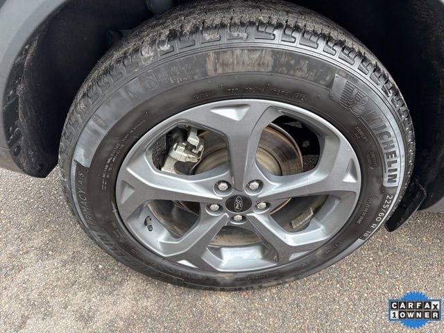 Certified 2025 Ford Escape ST-Line Select AWD/4WD image 13