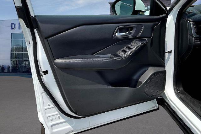 Used 2025 Nissan Rogue SV FWD image 20