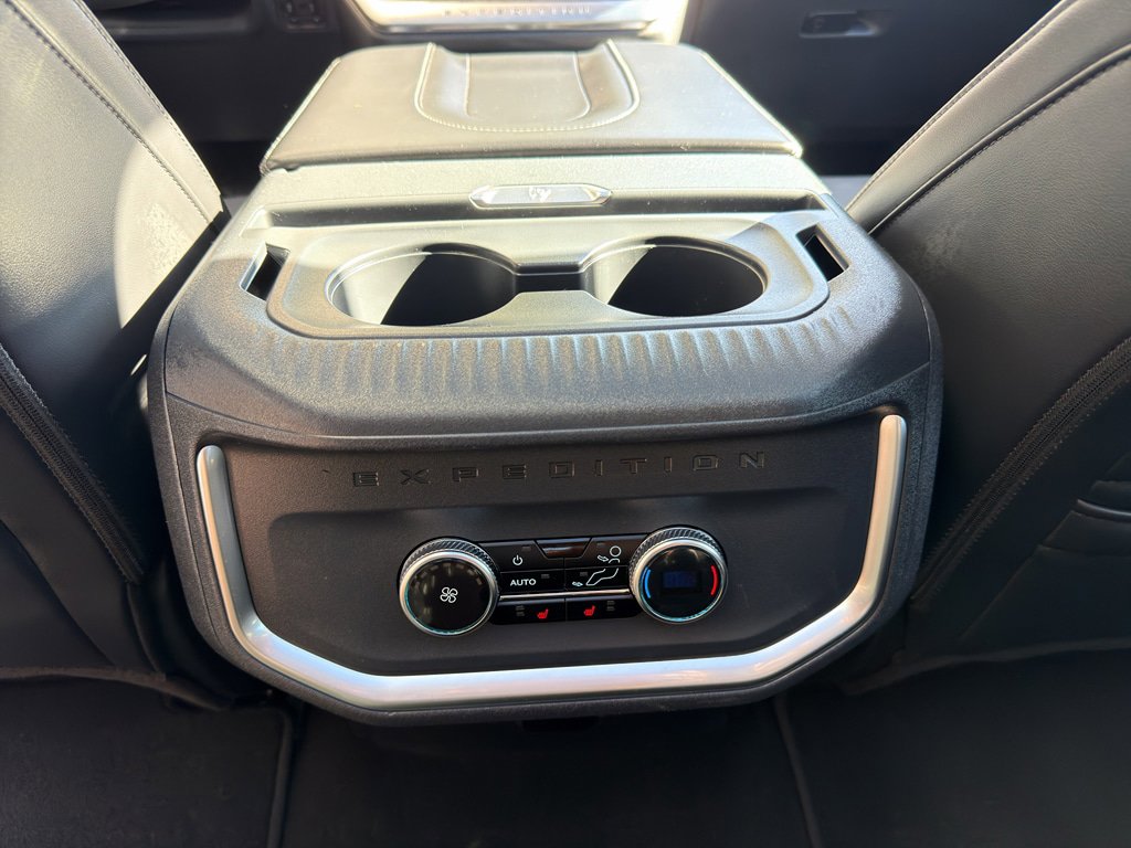 Certified 2025 Ford Expedition Platinum AWD/4WD image 43