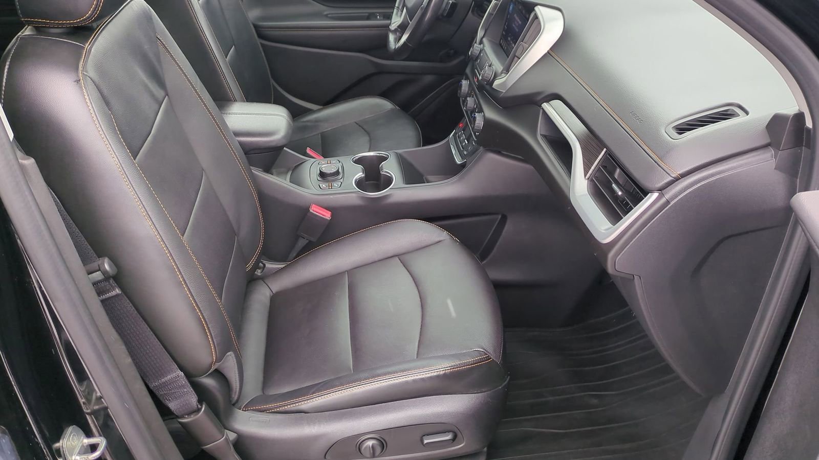 Used 2020 GMC Terrain SLT w/ Preferred Package image 22