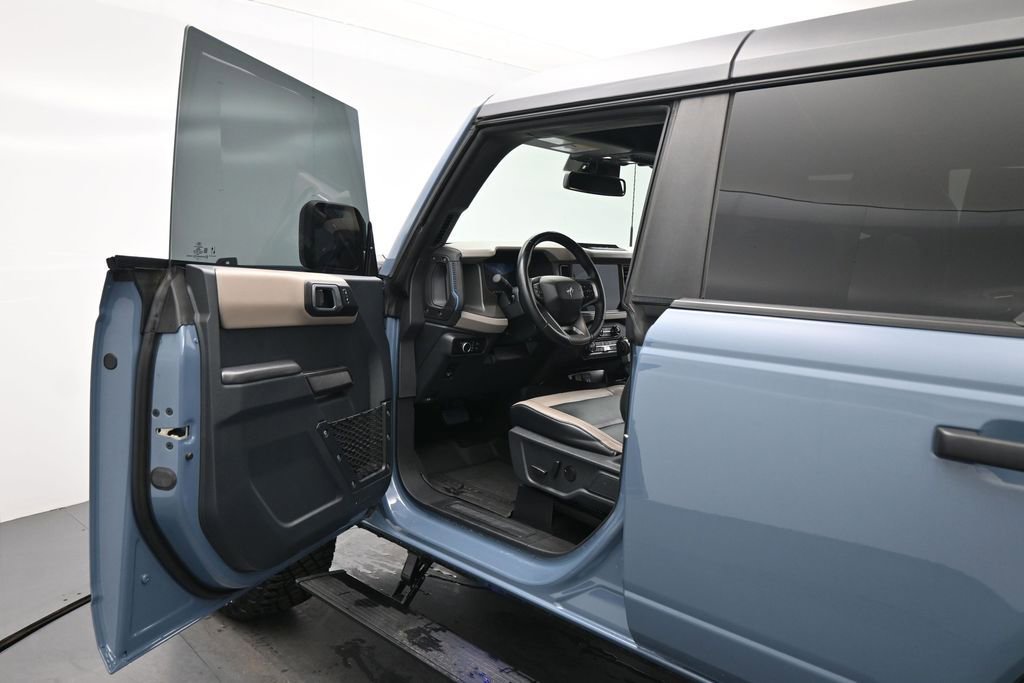 Certified 2024 Ford Bronco Wildtrak AWD/4WD image 8